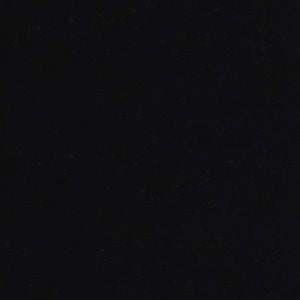 Sort, ensartet overflade, muligvis glat. Refleksion ikke synlig. Produktidentifikation ukendt.