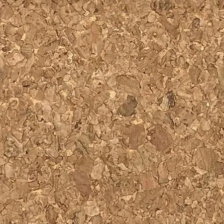Grov, struktureret korkoverflade med synlige farvevariationer giver et jordnært udseende.