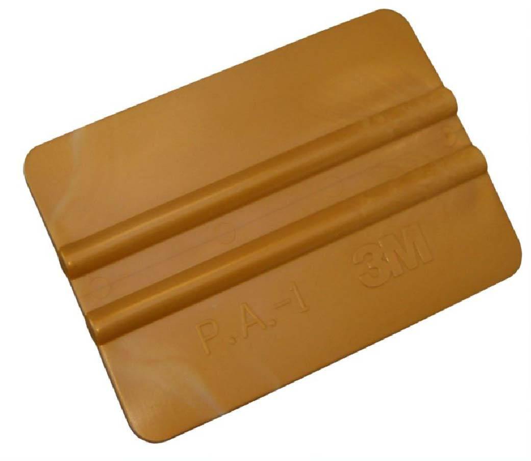 Flad, rektangulær 3M skraber med afrundede kanter, "P.A-1" tekst og to grebsriller på én side.