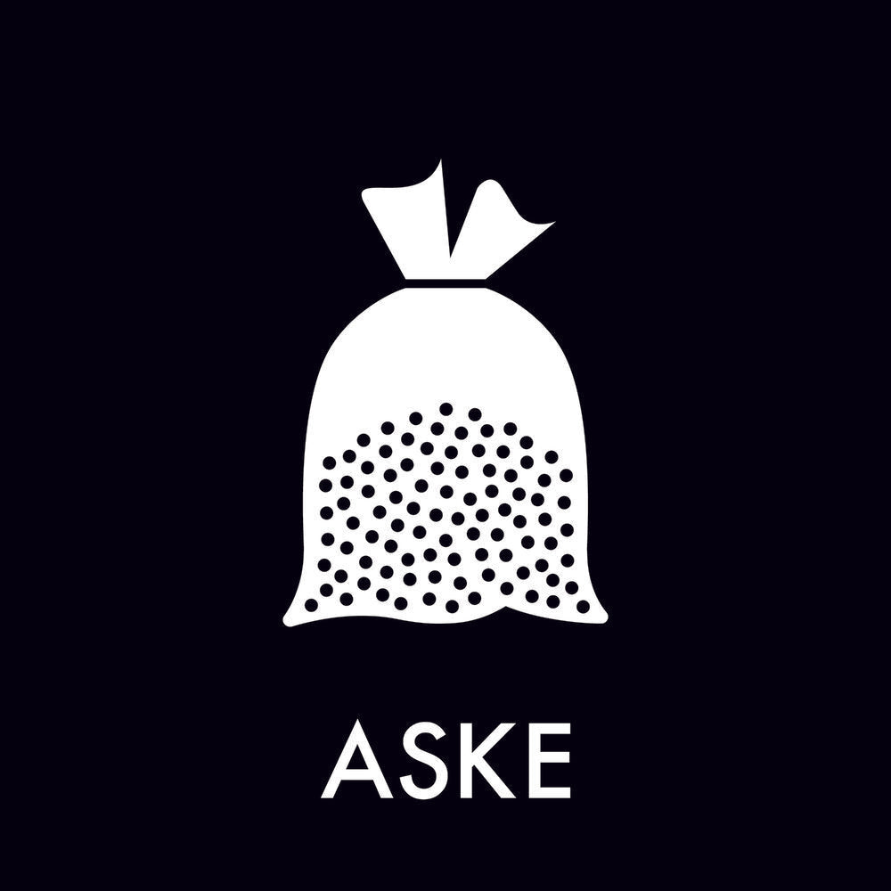 Grafisk design af pose med prikker for aske på mørk baggrund, teksten "ASKE" nedenunder.