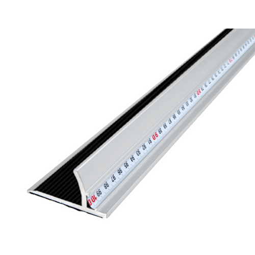 Sort sikkerhedslineal med måleskala og tekstureret bagside, velegnet til præcis måling.